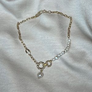 Half pearl half chain necklace